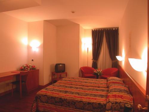 Hotel Il Canova Sandrigo Δωμάτιο φωτογραφία