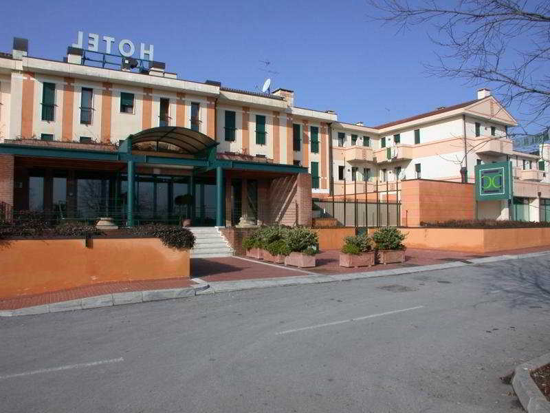 Hotel Il Canova Sandrigo Εξωτερικό φωτογραφία
